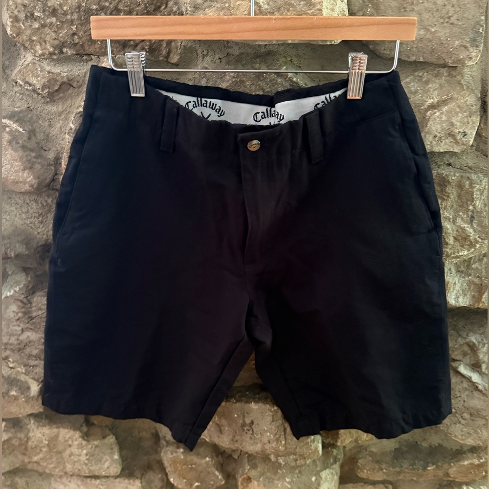 Callaway men’s gold shorts size 32 black